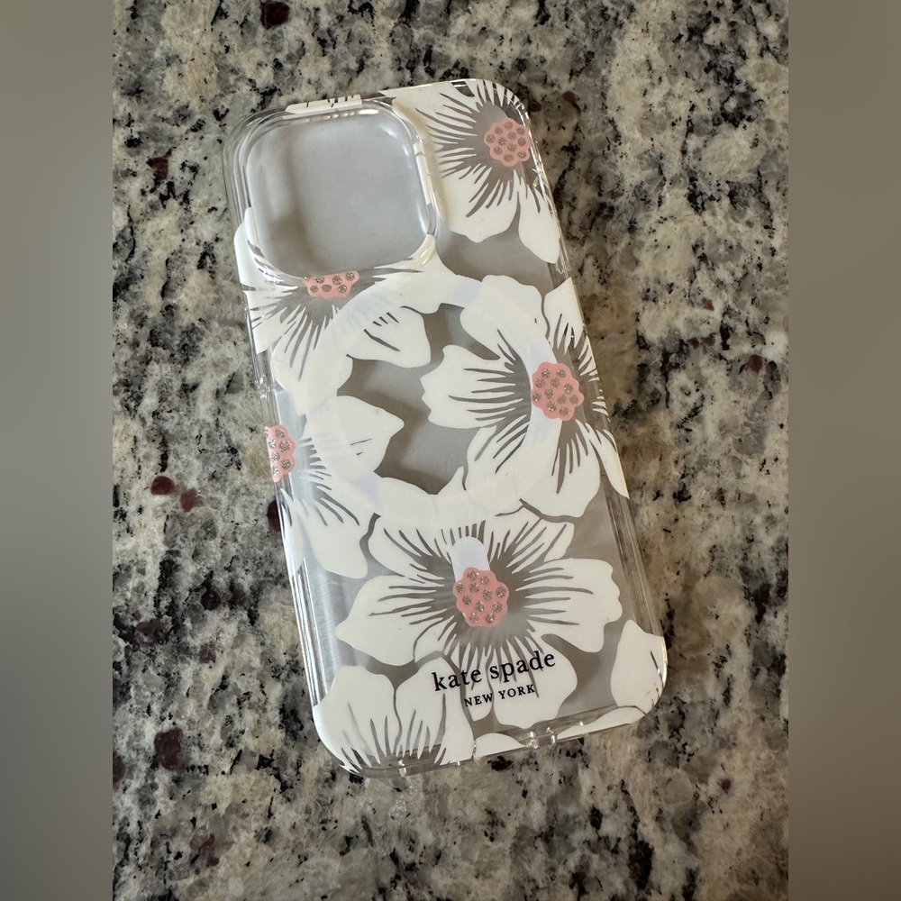NWOT Kate Spade iPhone 14 Pro case